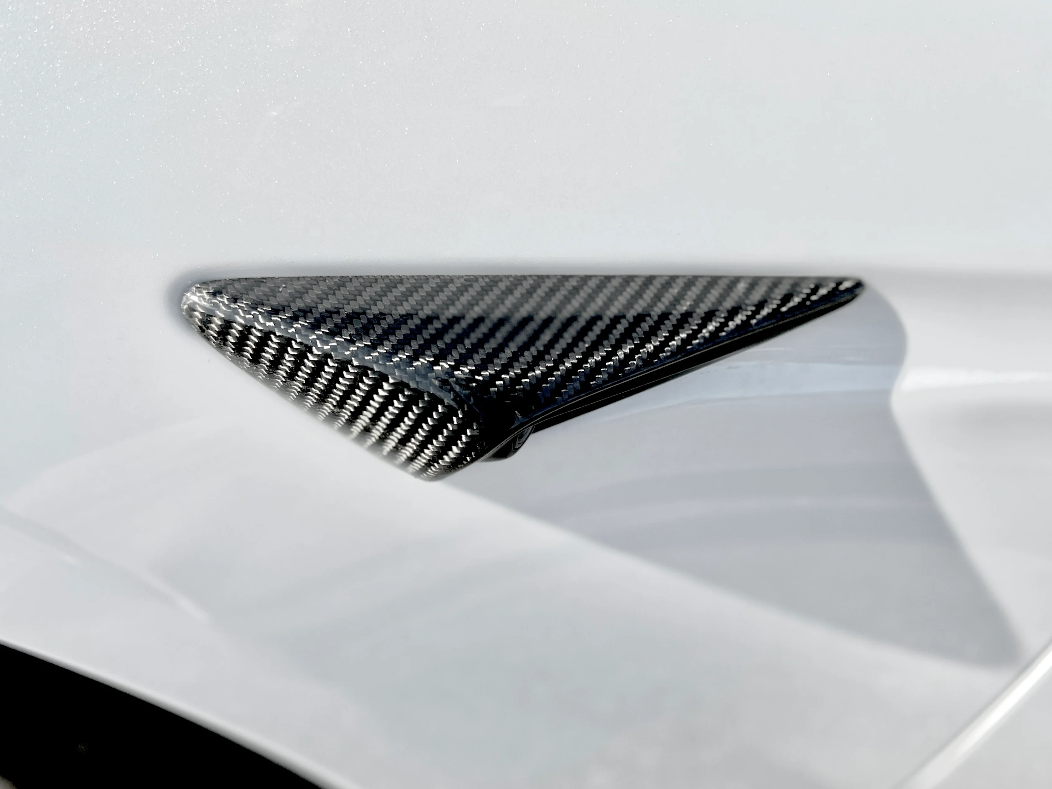 2021-2022 | Model S Top Half Style Turn Signal Overlays (1 Pair) - Fits Hardware 3.0 - Real Dry Molded Carbon Fiber - Image 15