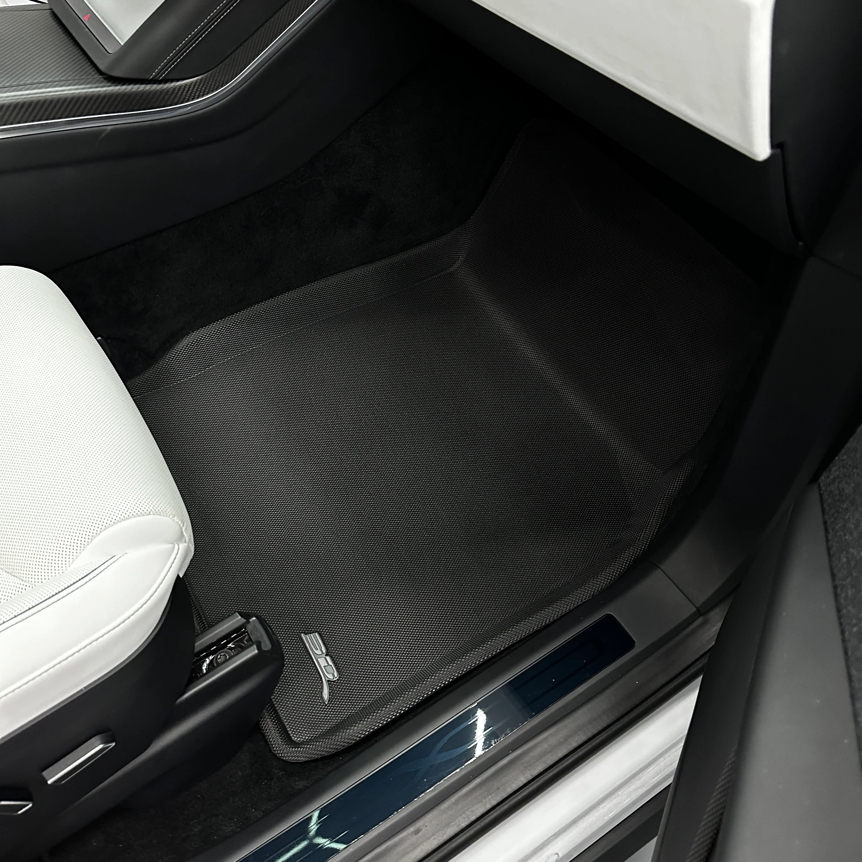 2022+ | Model X 6 Seater - 3D MAXpider KAGU Floor & Cargo Mats - Row 1, 2, & 3 and Trunk/Frunk - Image 12