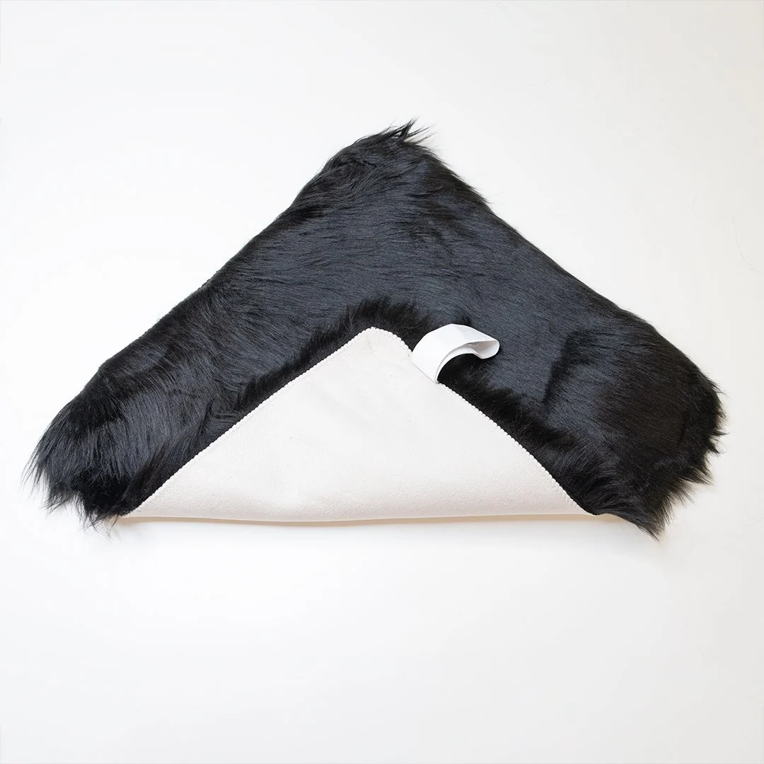 Faux Sheepskin Front Seat Covers - Black (1 Pair) - Image 5