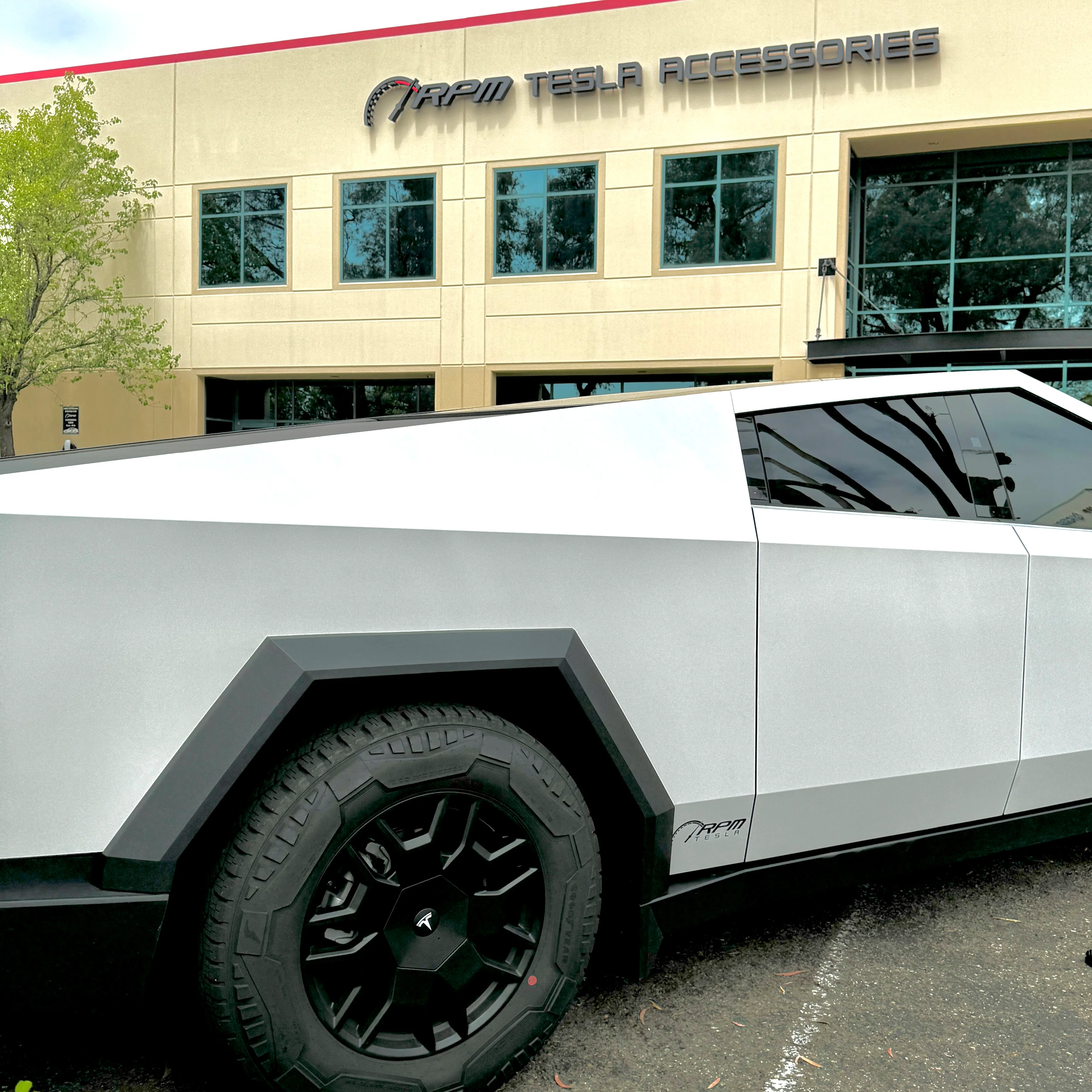 Cybertruck Heptagon Center Wheel Caps & Lug Nut Covers (Set of 4) - Version 1.0 - Image 7