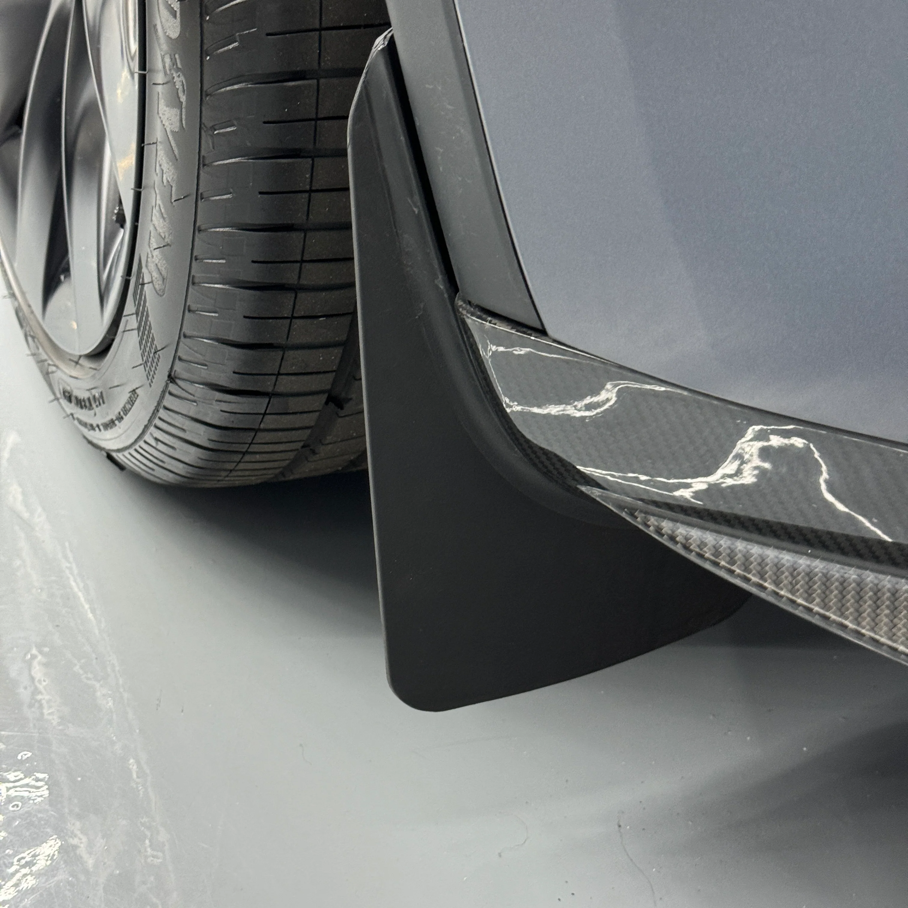 2017+ | Model 3 & Y Mud Flaps Bendable & Flexible - Screwless (Gen. 2) - Set of 4 - Image 4