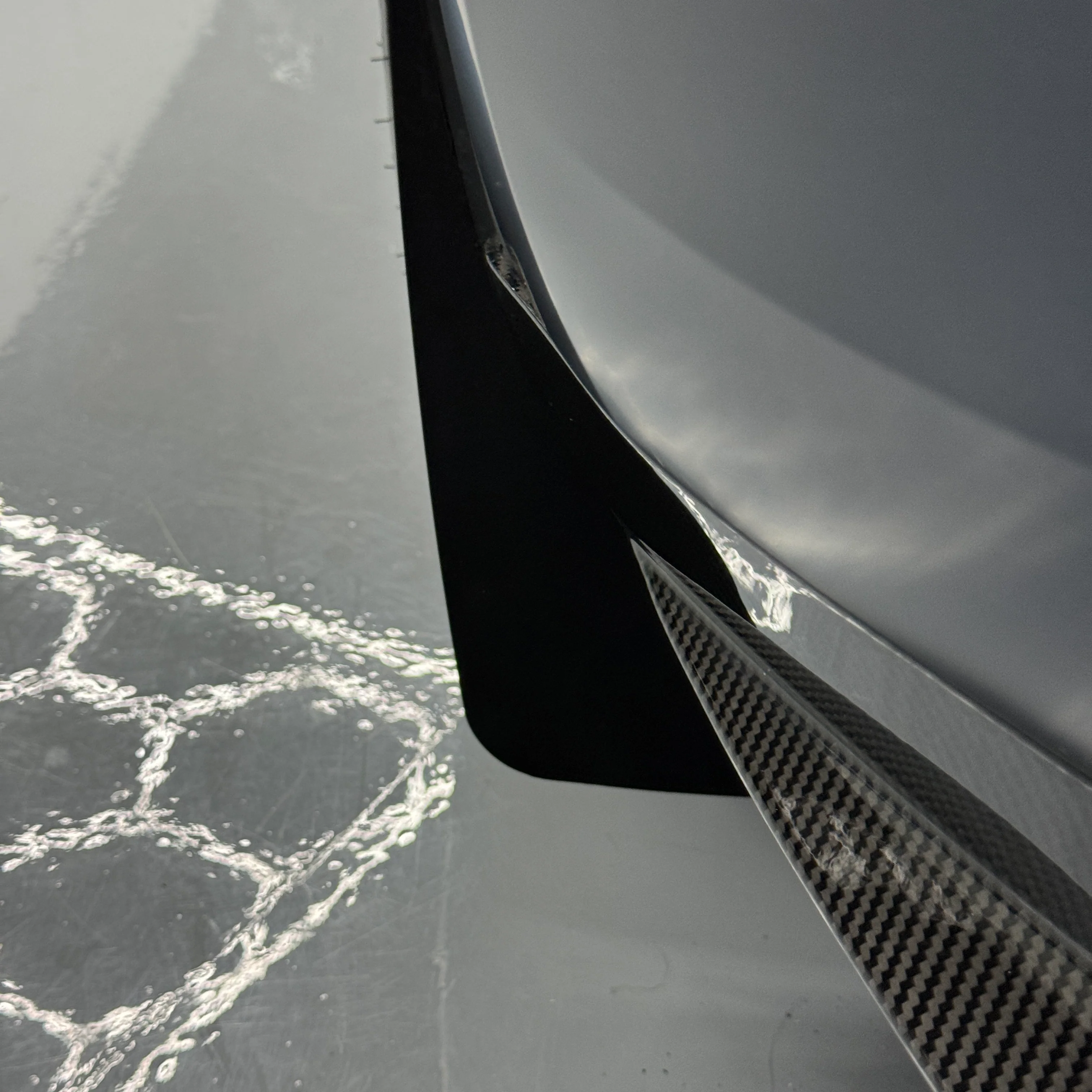 2017+ | Model 3 & Y Mud Flaps Bendable & Flexible - Screwless (Gen. 2) - Set of 4 - Image 6