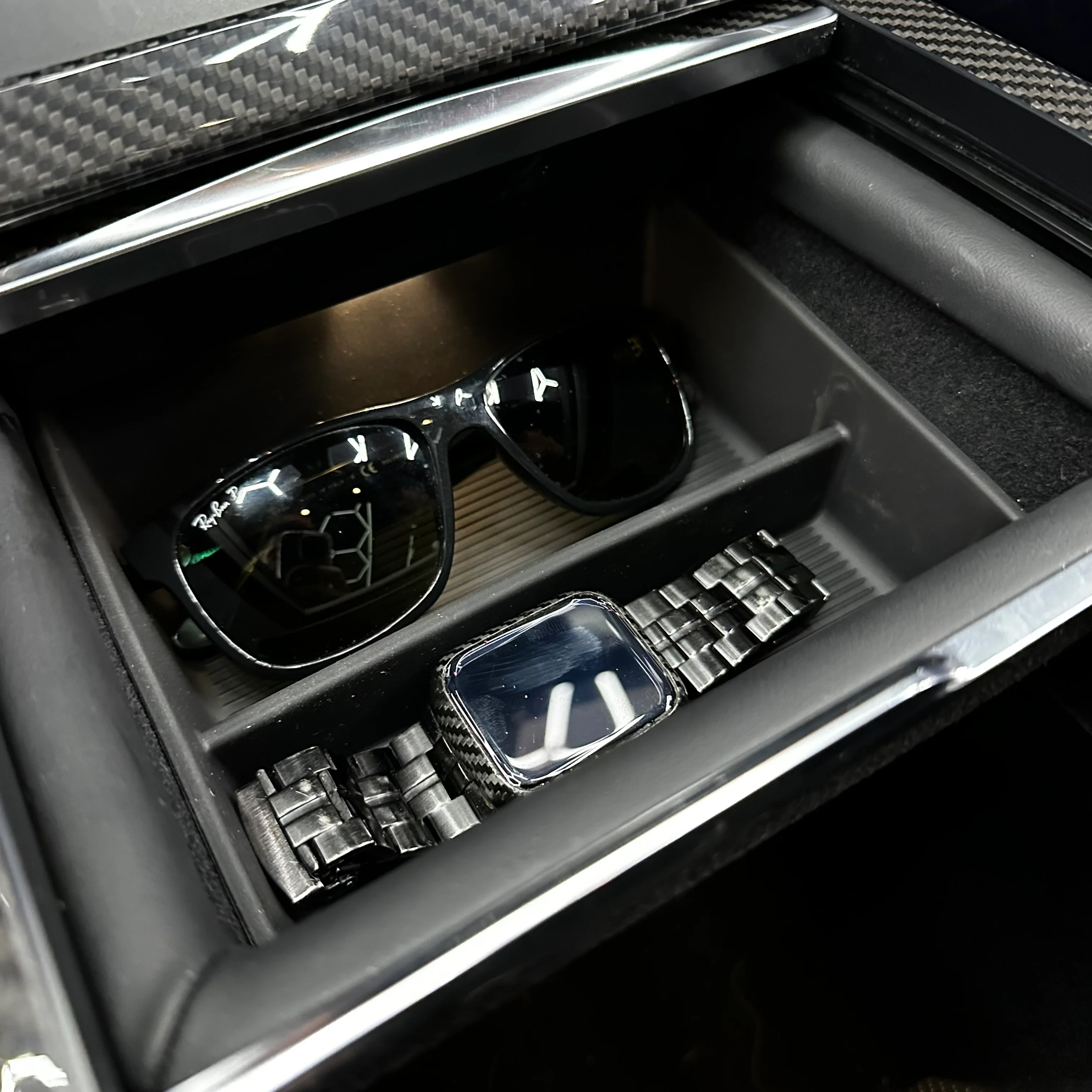 2021+ | Model S & X Center Console Organizing Tray - Silicone Rubber - Image 6