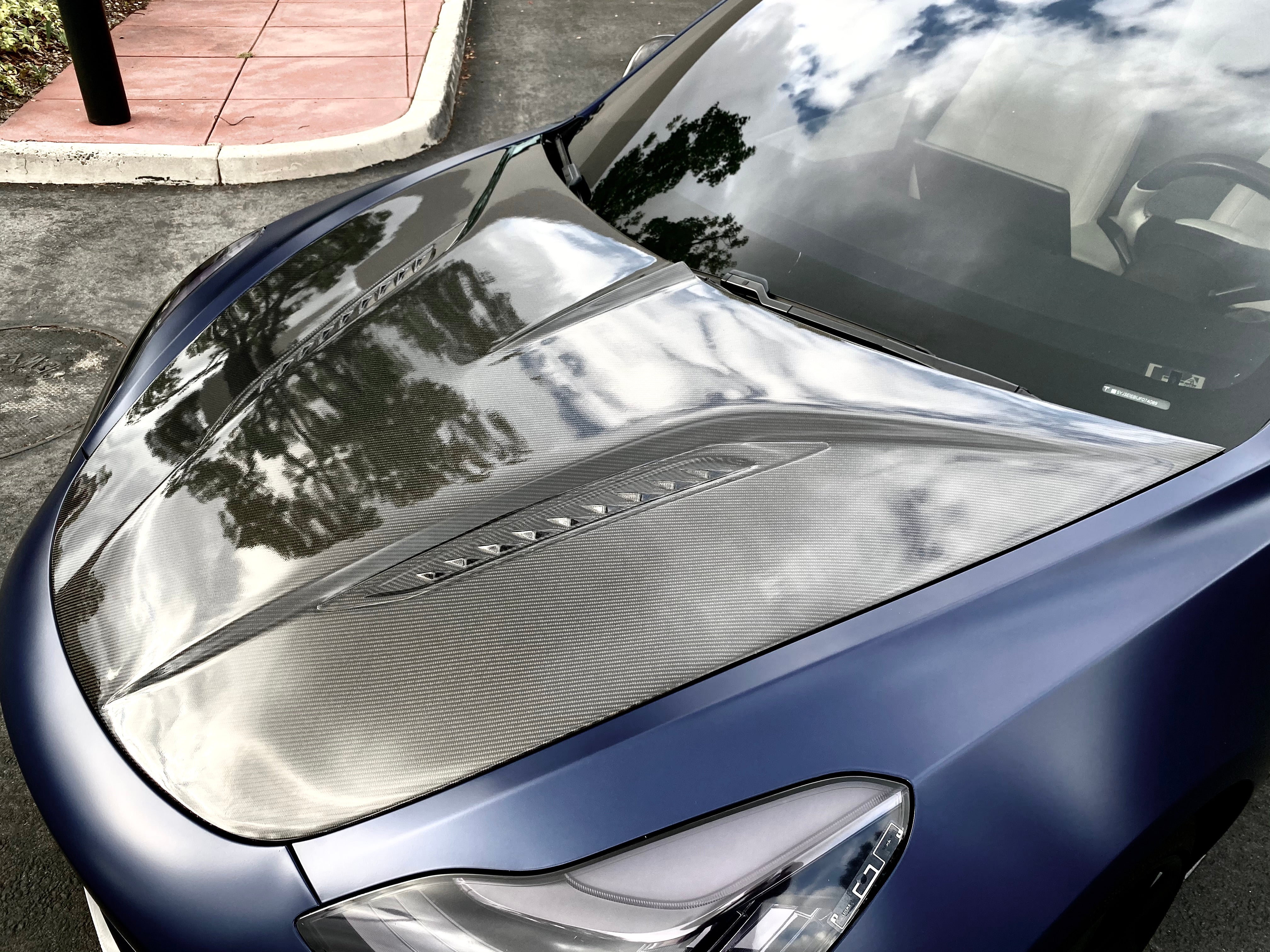 2017-2023 | Model 3 Viento Shark Tooth Hood - Dual Layer Clear Bra- Real Molded Carbon Fiber - Image 4