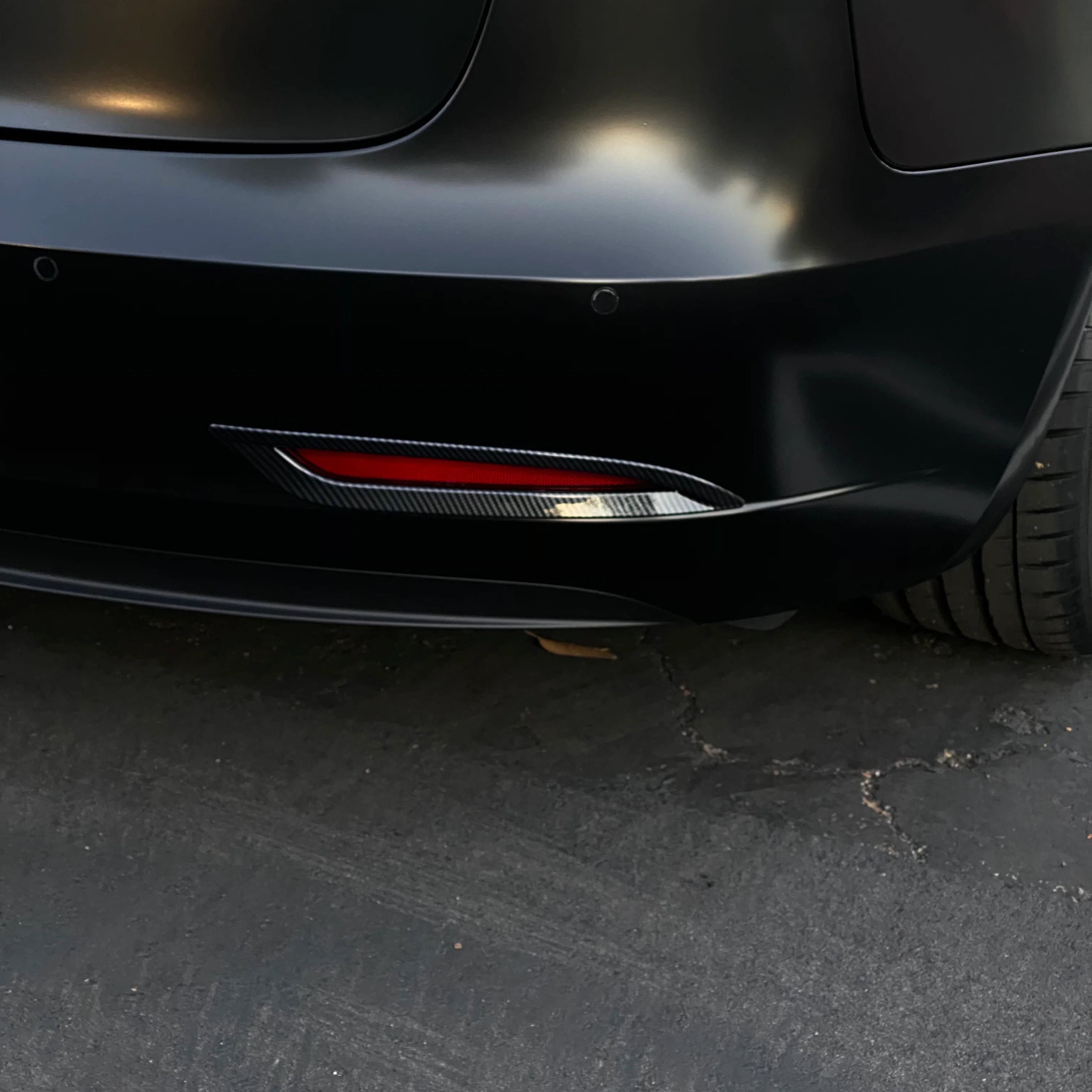 Model 3 Rear Bumper Reflector Frames (1 Pair) - Hydro Carbon Fiber Coated - Glossy - Image 7