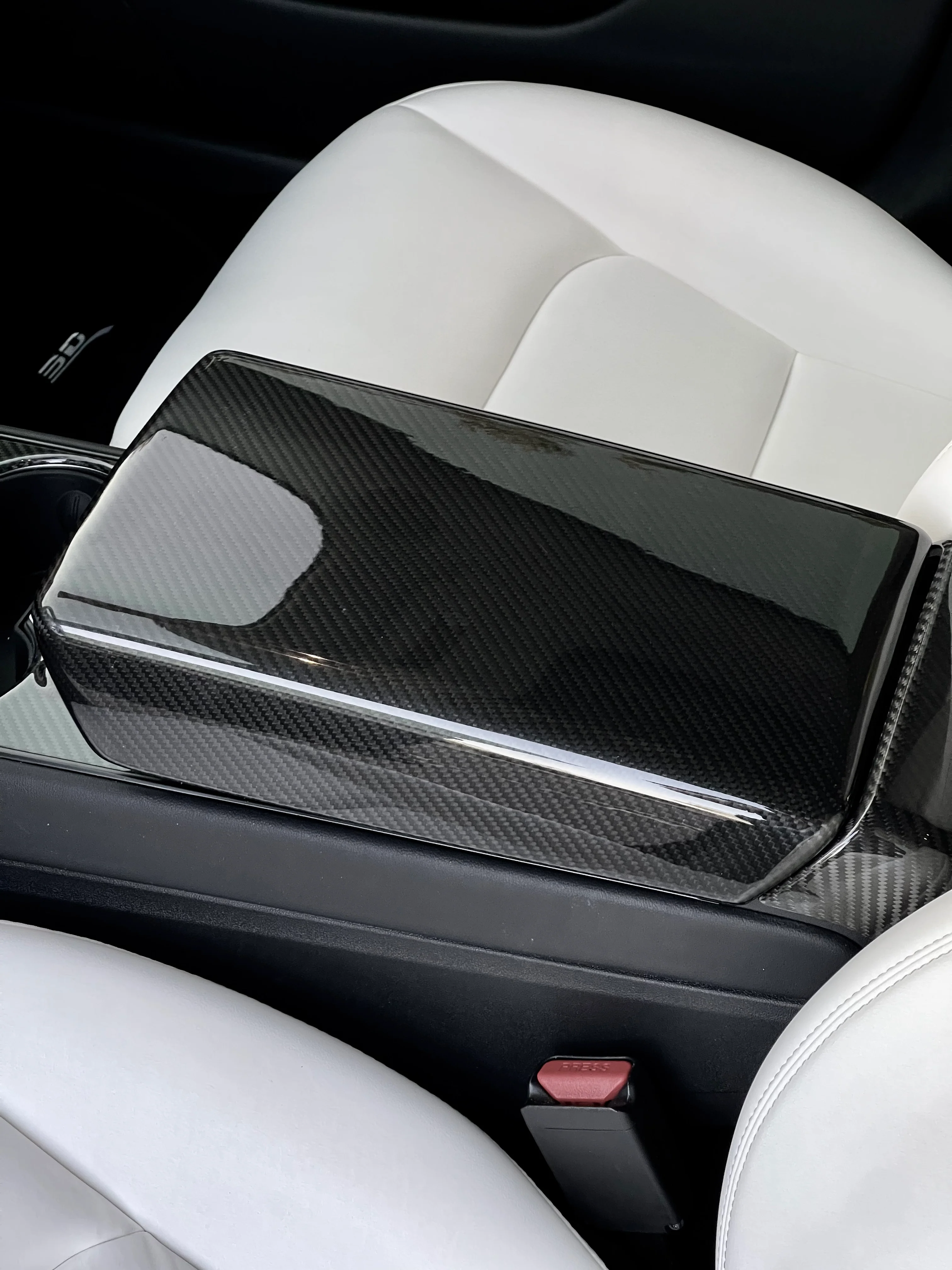 Model 3 & Y Armrest Overlay - Real Molded Carbon Fiber - Image 5