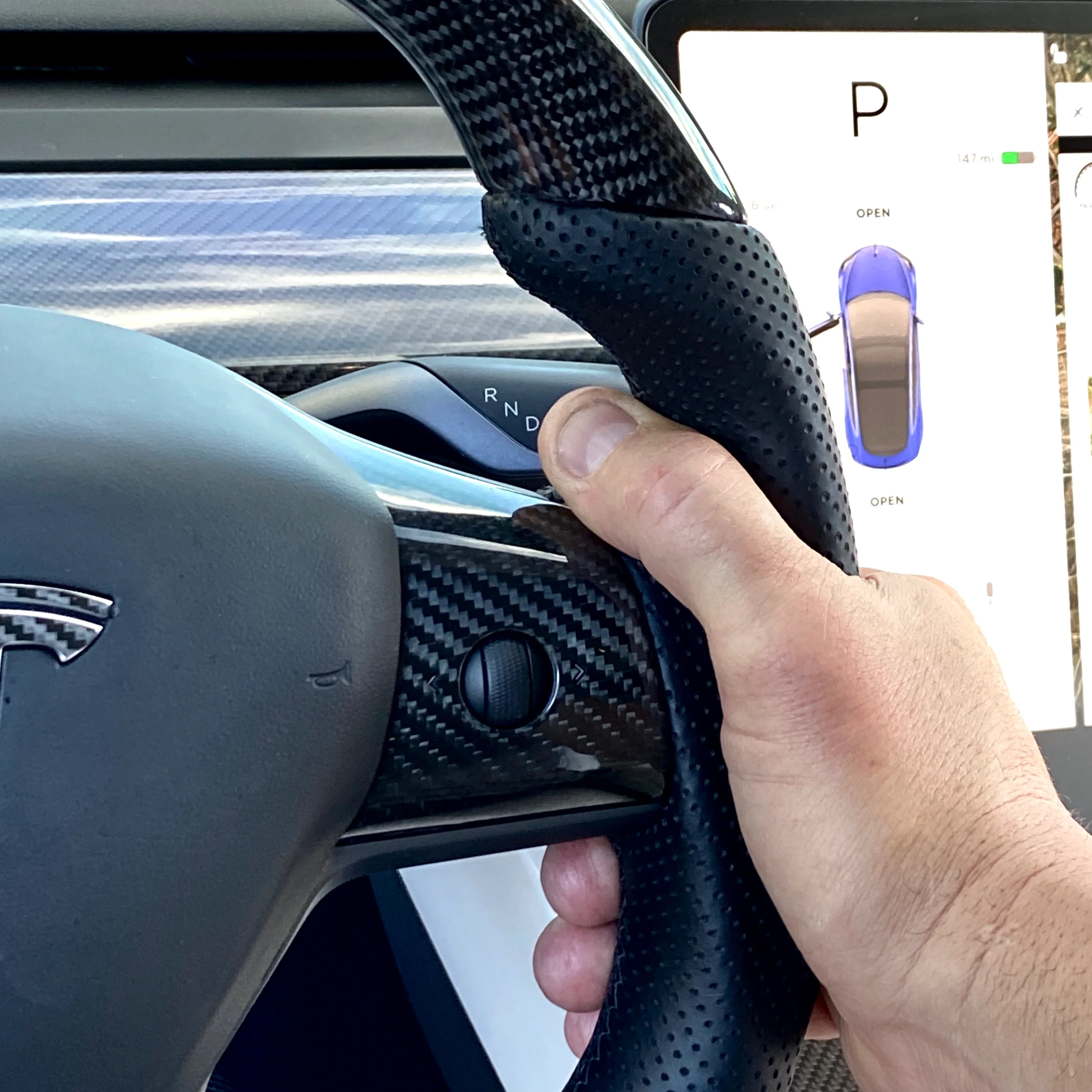 Model 3 & Y - Sport Grip Steering Wheel - Real Molded Carbon Fiber - Image 10