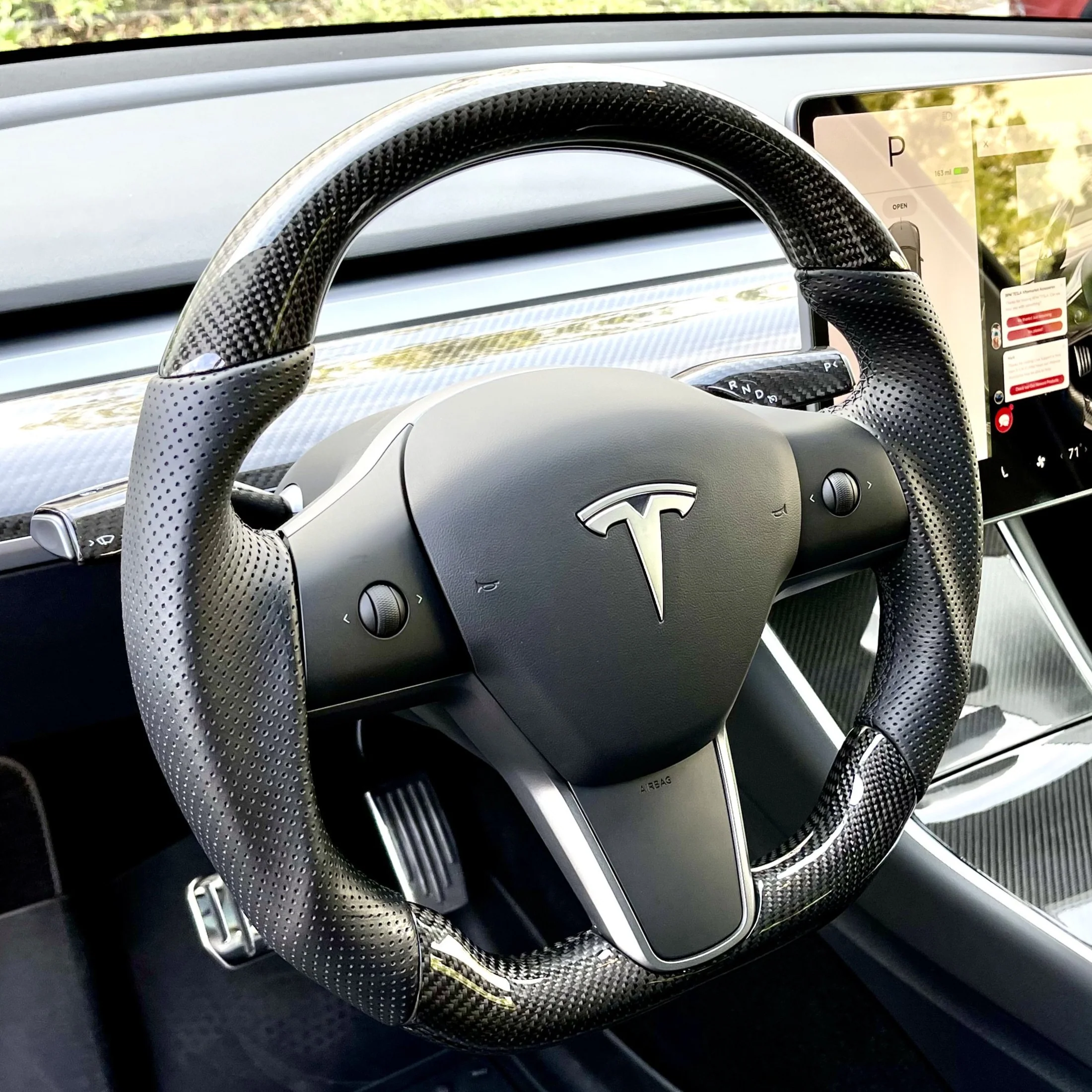 Model 3 & Y - Sport Grip Steering Wheel - Real Molded Carbon Fiber - Image 4
