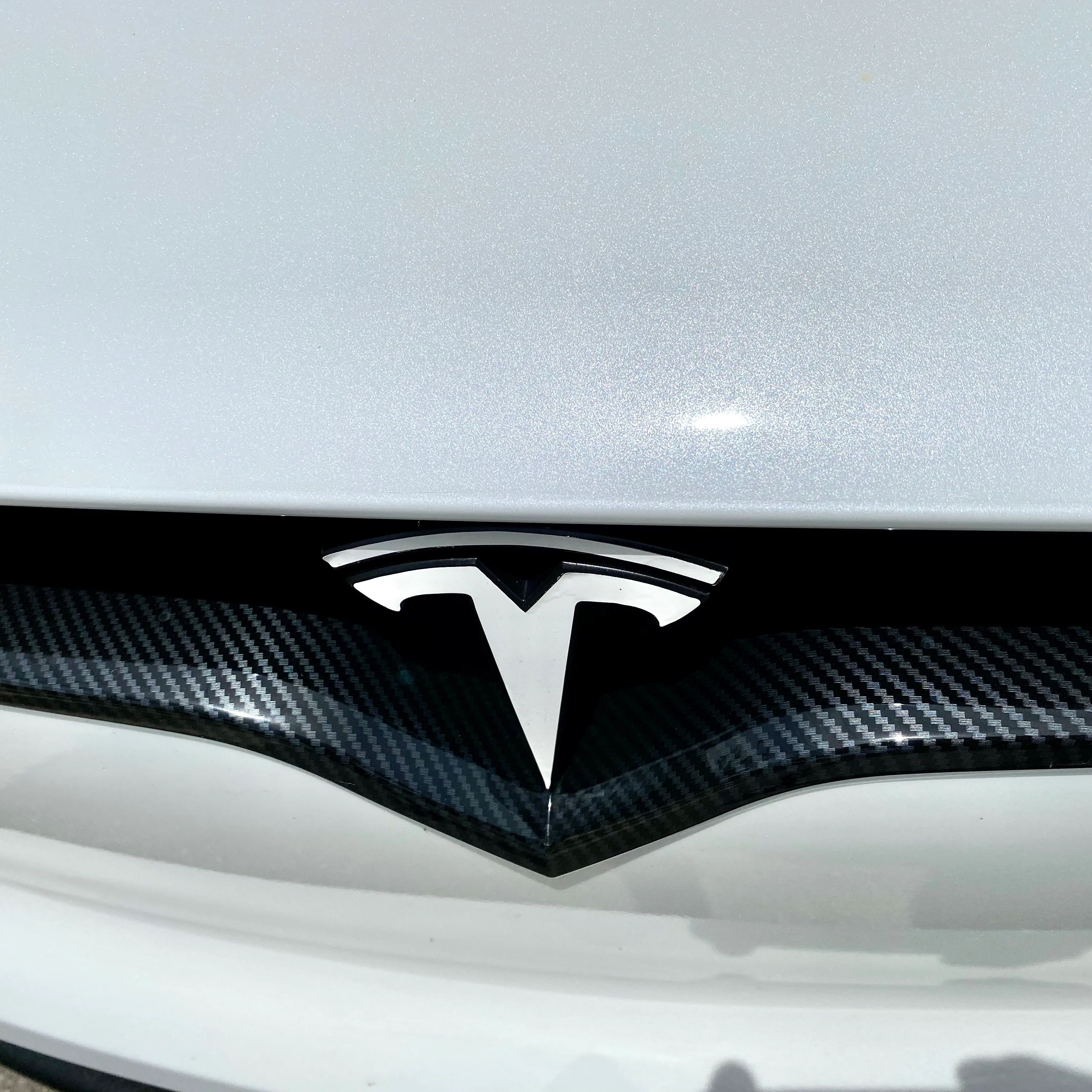 Model X Tailgate Applique & Front Inlay Cap - Hydro Carbon Fiber Coated - Image 11