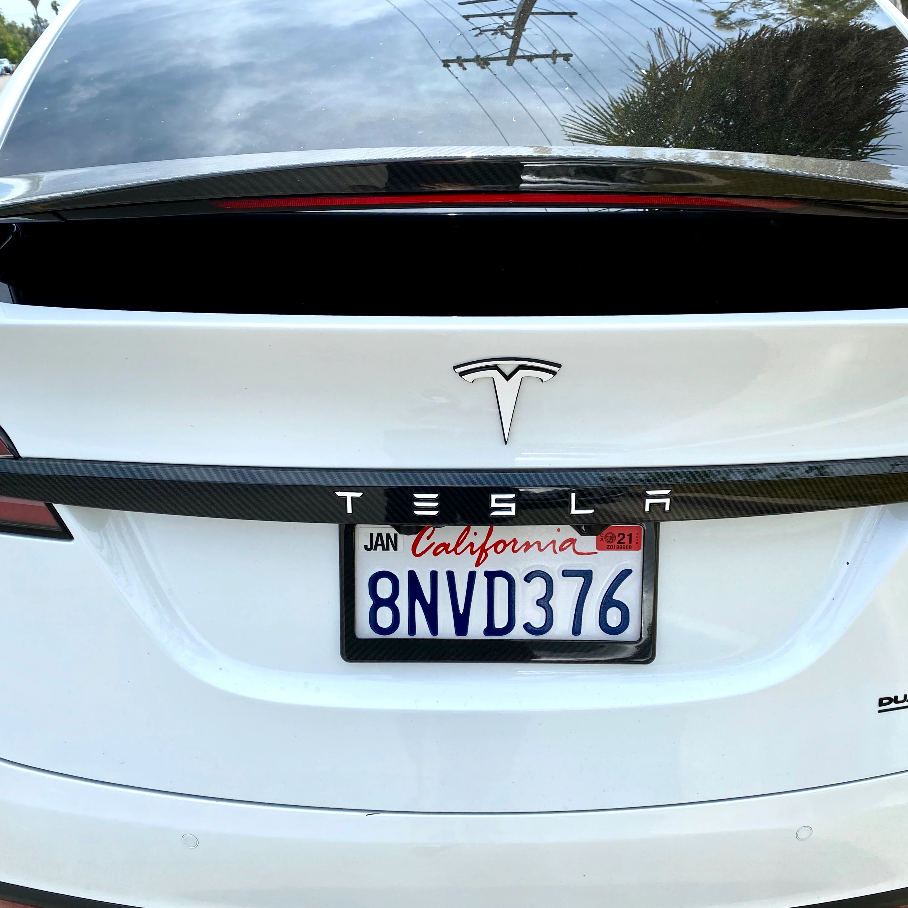 Model X Tailgate Applique & Front Inlay Cap - Hydro Carbon Fiber Coated - Image 4