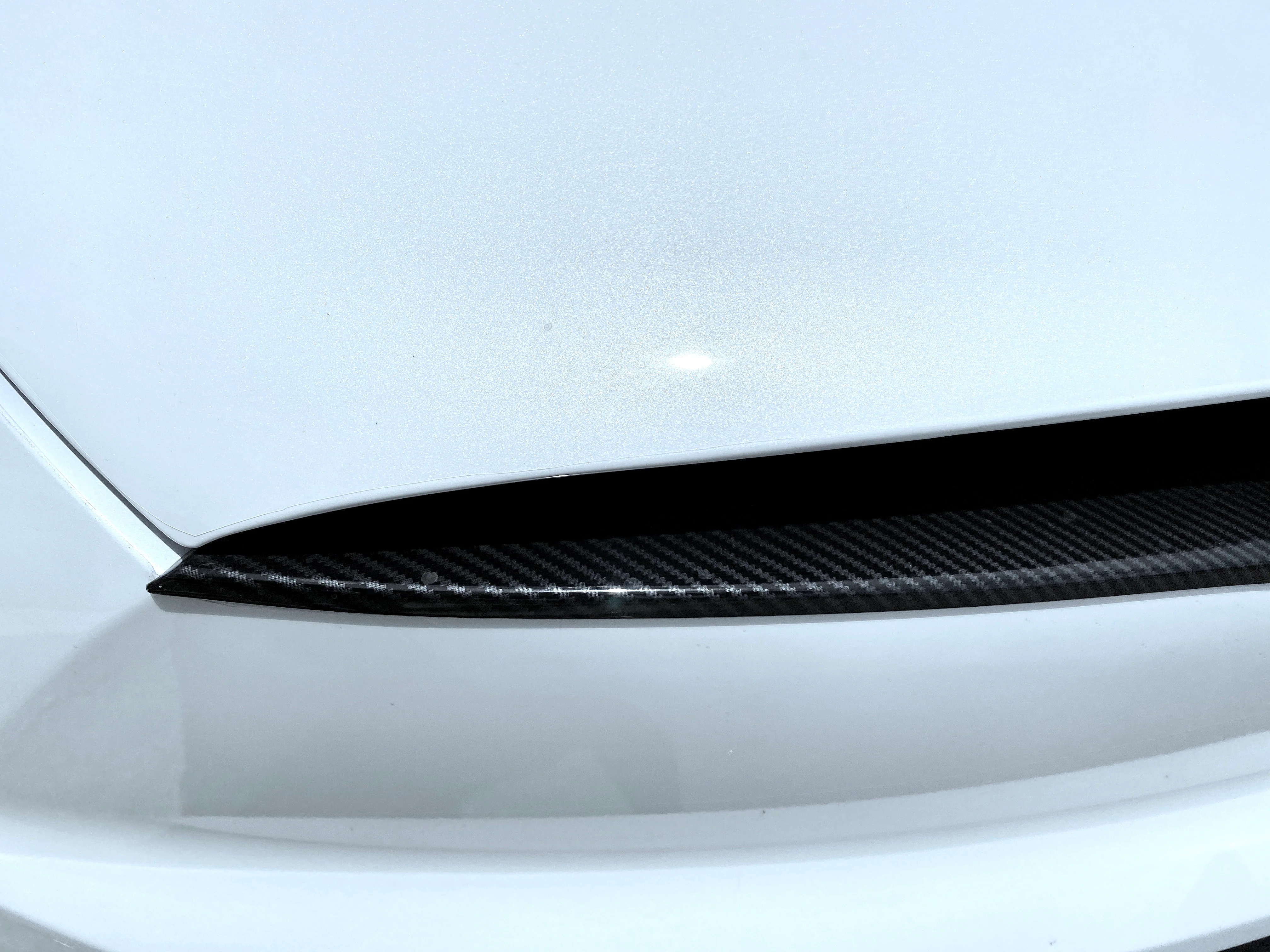 Model X Tailgate Applique & Front Inlay Cap - Hydro Carbon Fiber Coated - Image 9