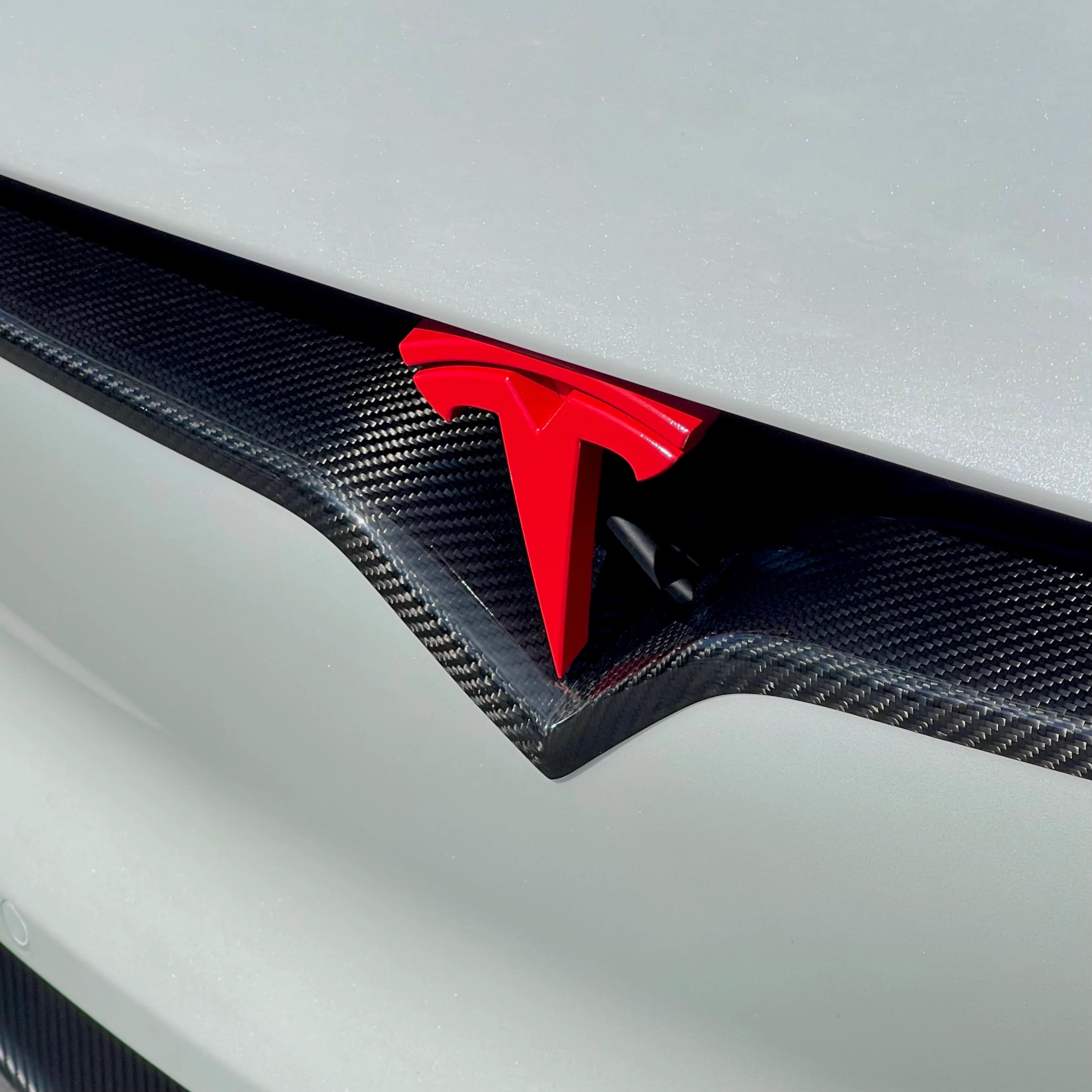 2017+ | Model X Front End Inlay - Real Molded Carbon Fiber - Image 5
