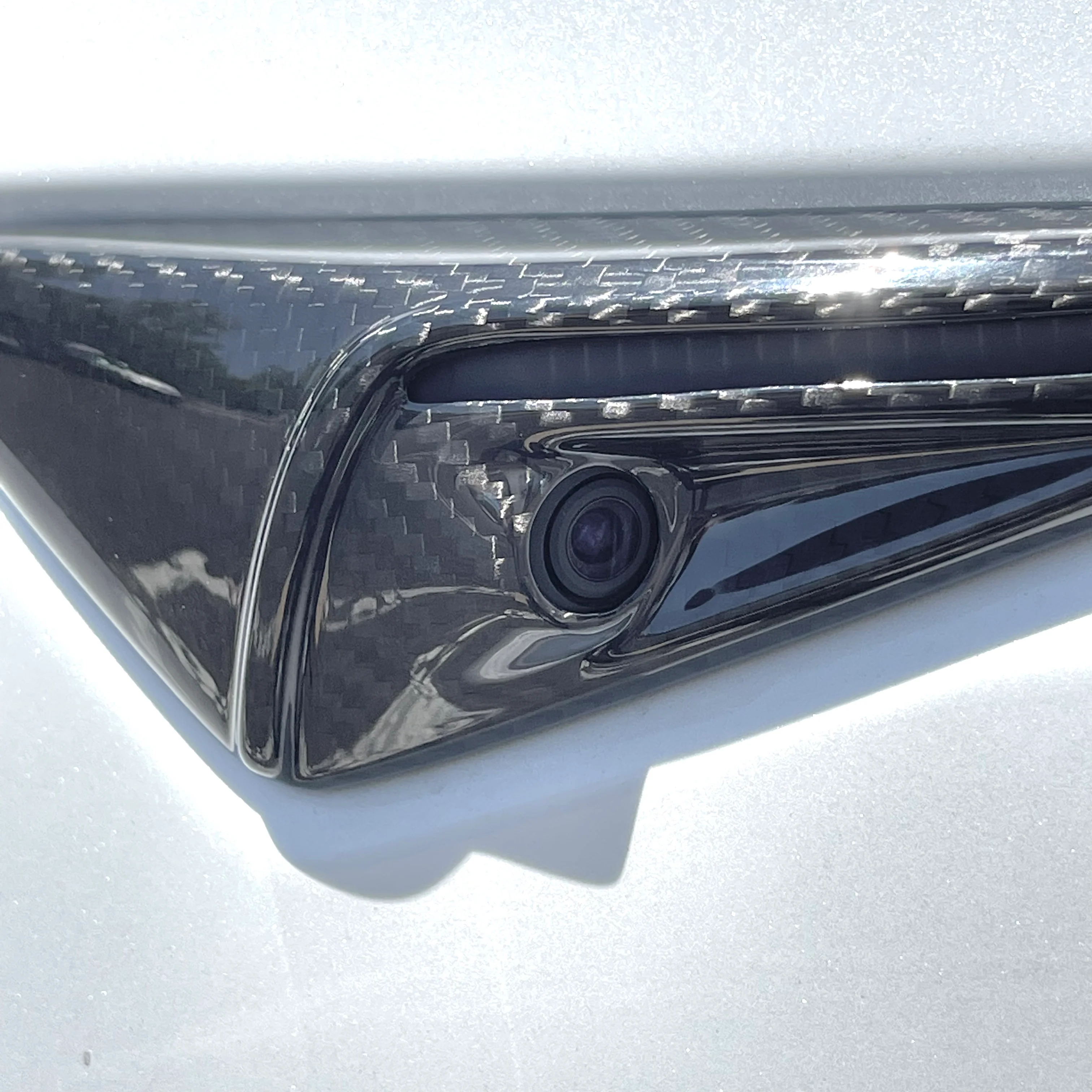 Model S3XY* Full Cover Style Turn Signal Overlays (1 Pair) - Fits Hardware 2.0 & 3.0 - Real Molded Carbon Fiber - Image 9