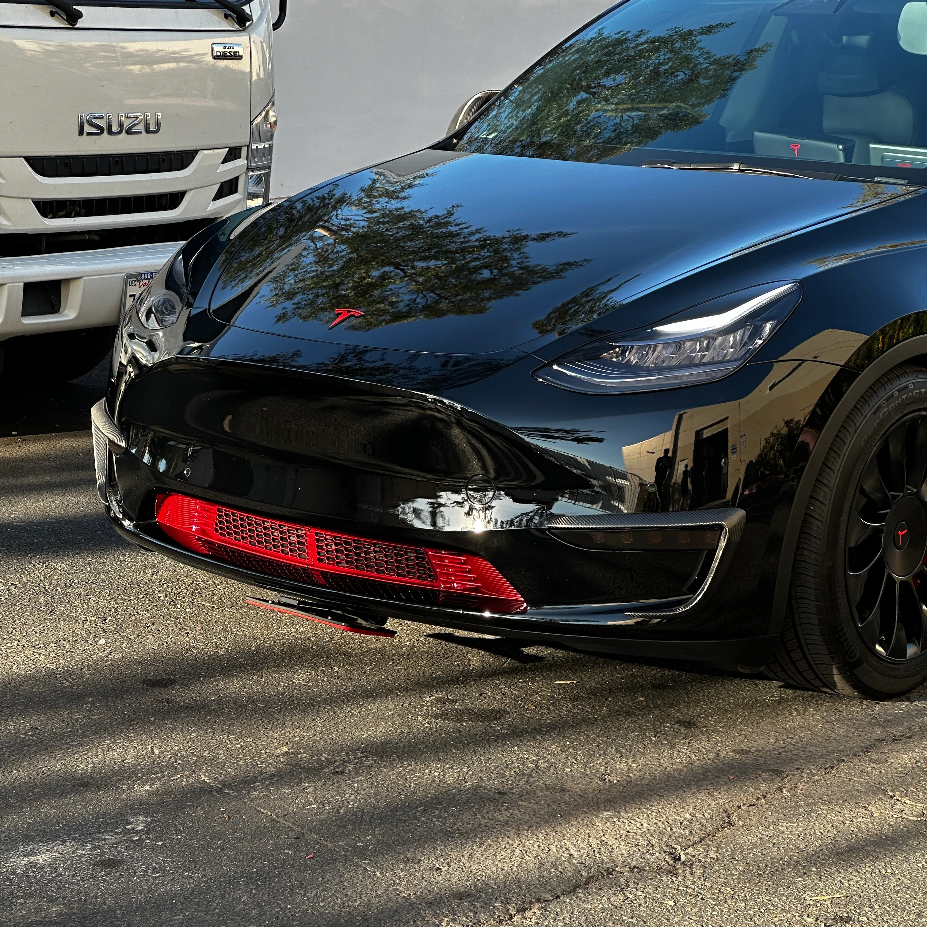 2020-2025 | Model Y Radiator Protective Mesh Grill Panel (2 Pieces) - Red, White, or Black - Image 7