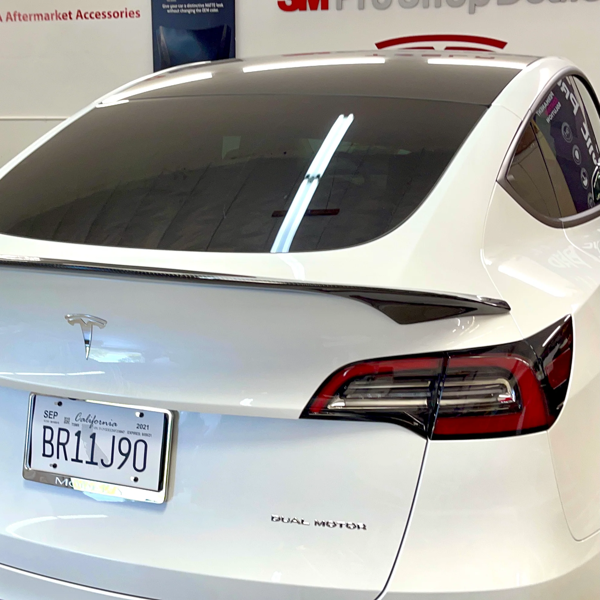 2020-2025 | Model Y Razzo Spoiler - Real Molded Carbon Fiber - Image 3