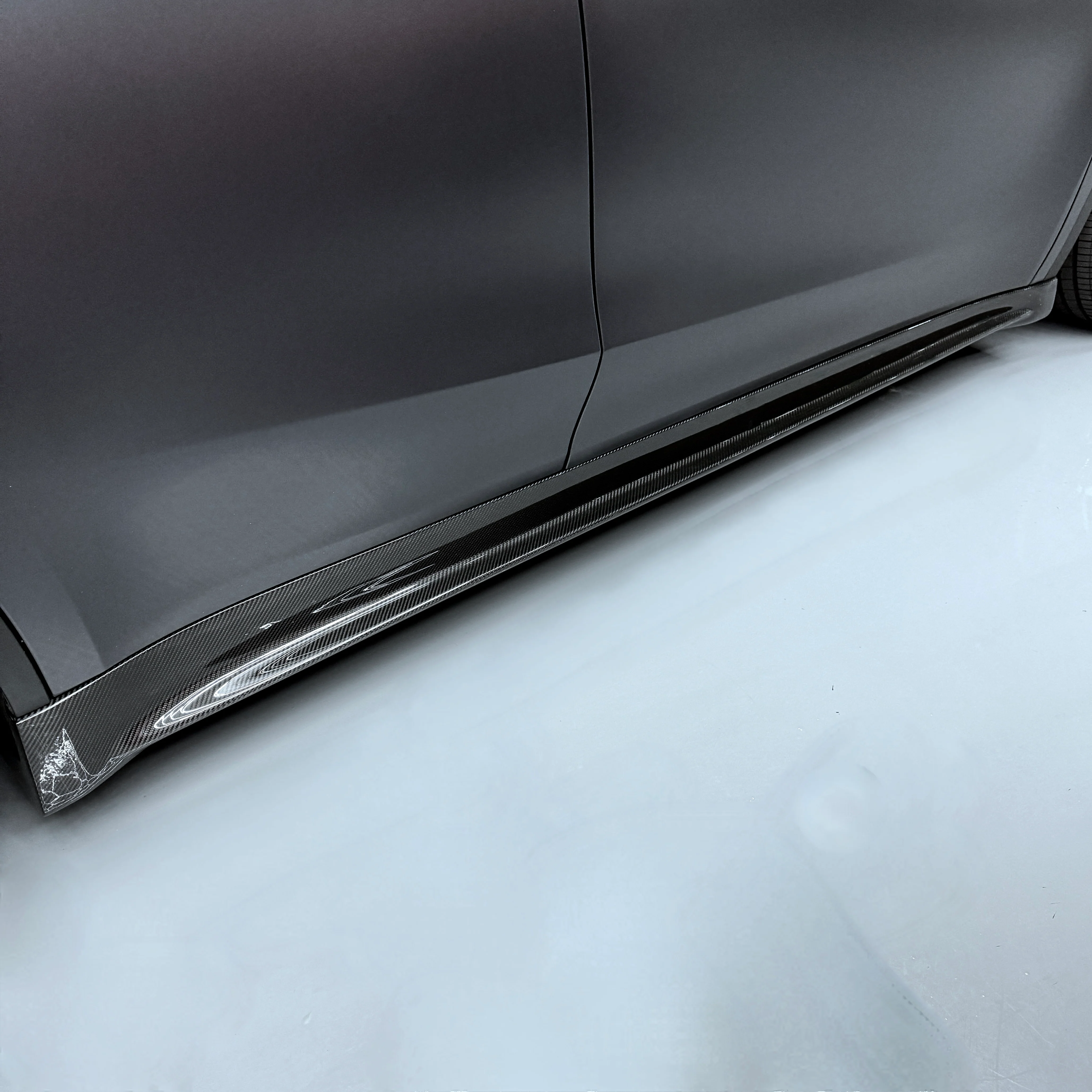 2020+ | Model Y Colossal Side Skirt Overlays - Real Dry Molded Carbon Fiber - Image 18