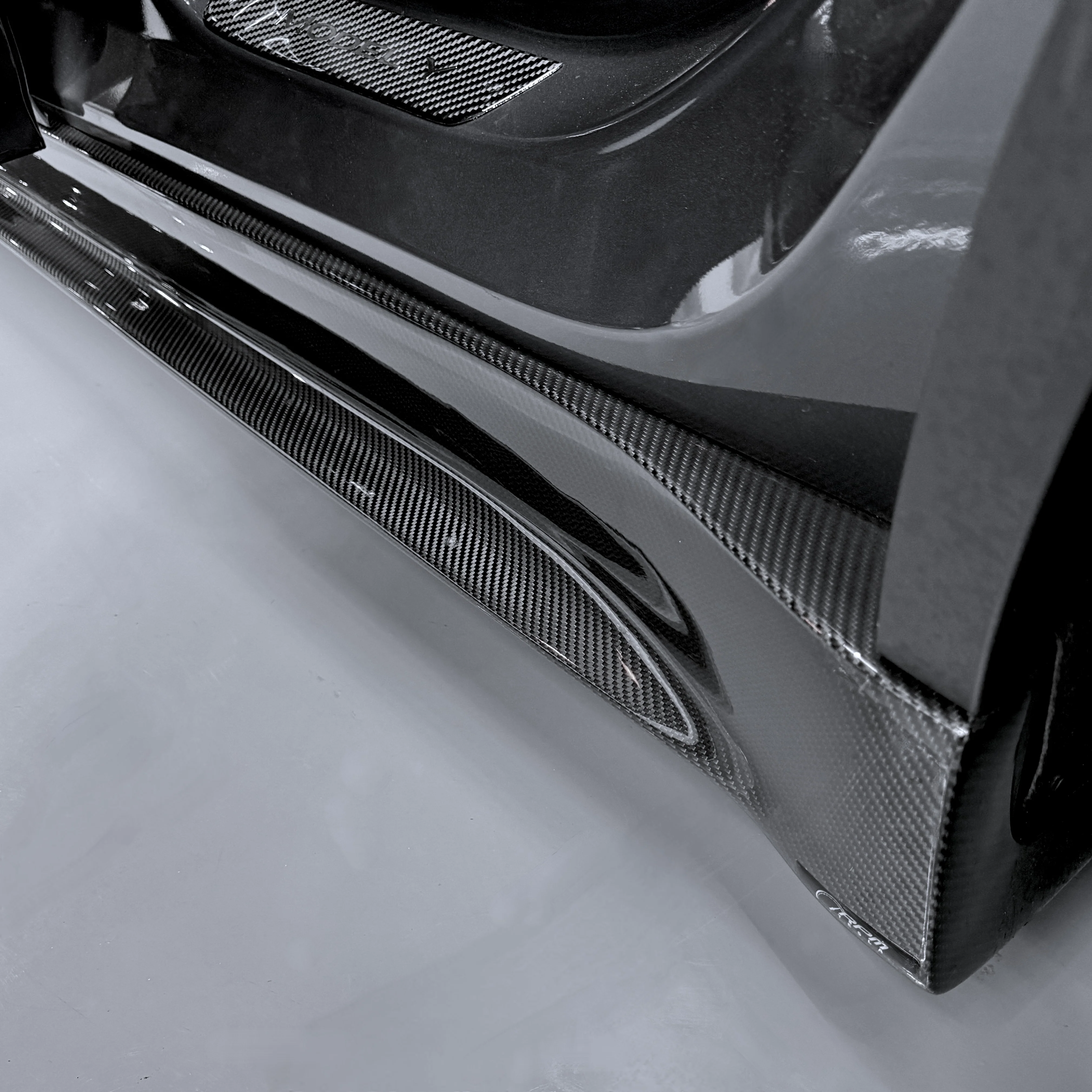 2020+ | Model Y Colossal Side Skirt Overlays - Real Dry Molded Carbon Fiber - Image 4