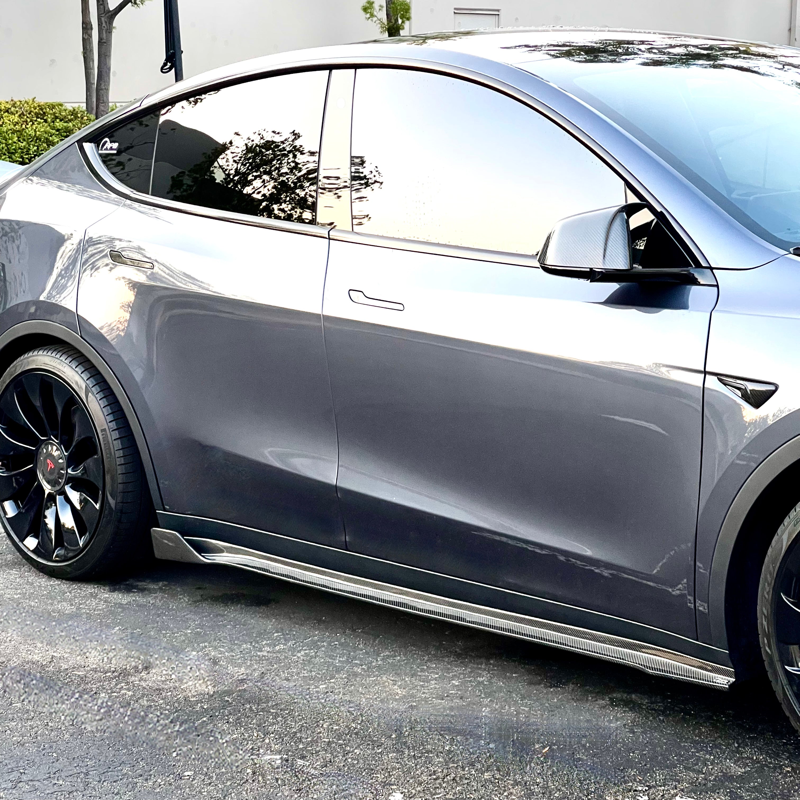 2020-2025 | Model Y Viento Aero Side Skirts (1 Pair) - Real Molded Carbon Fiber - Image 3