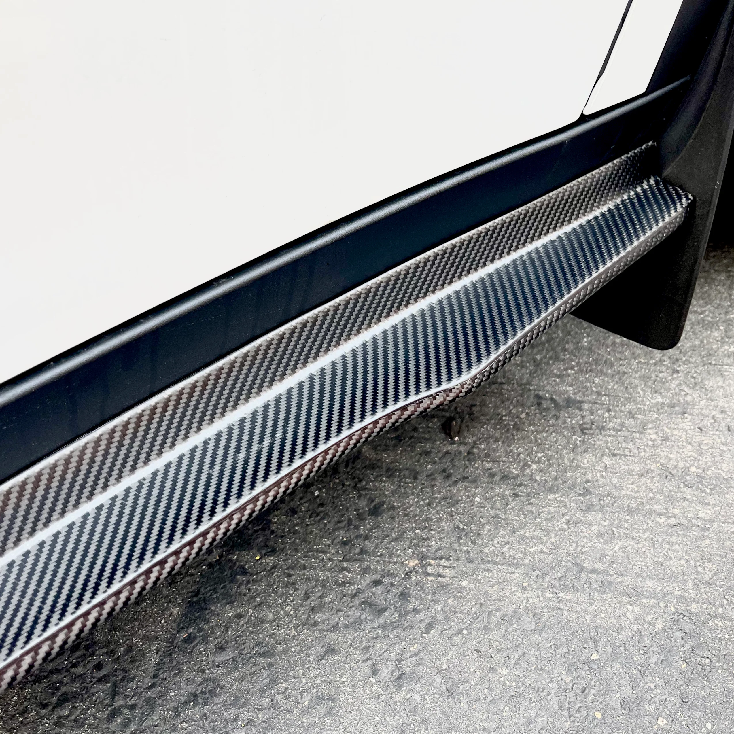 2020-2025 | Model Y Viento Aero Side Skirts (1 Pair) - Real Molded Carbon Fiber - Image 7