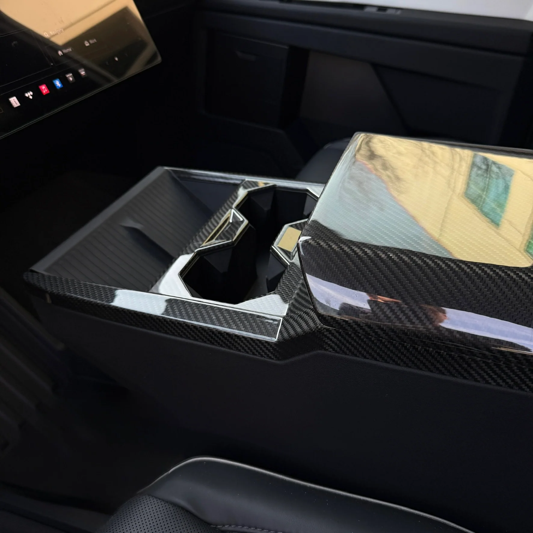 Cybertruck Center Console & Charging Pad Frame Overlay - Real Dry Molded Carbon Fiber - Image 4