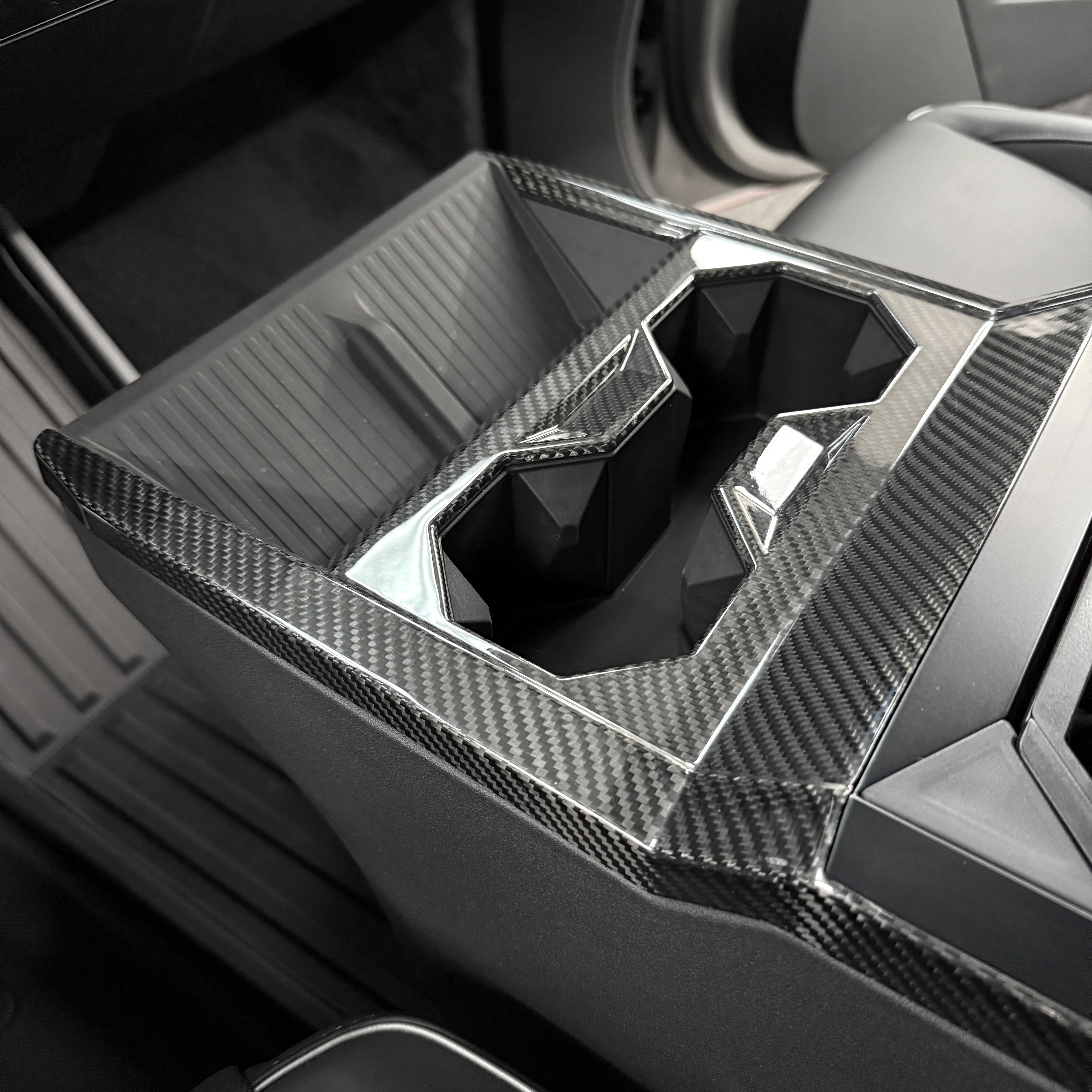 Cybertruck Center Console & Charging Pad Frame Overlay - Real Dry Molded Carbon Fiber - Image 7