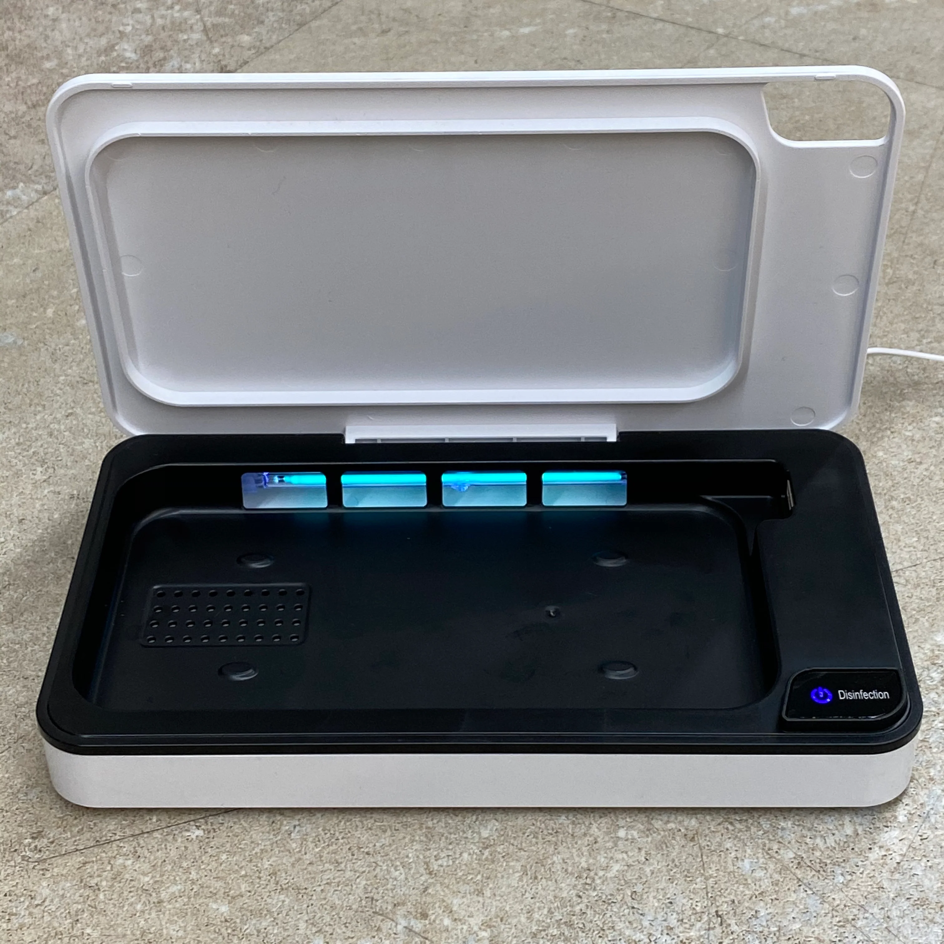 UV Sanitizing Smartphone Bath with Wireless Charging - Image 4