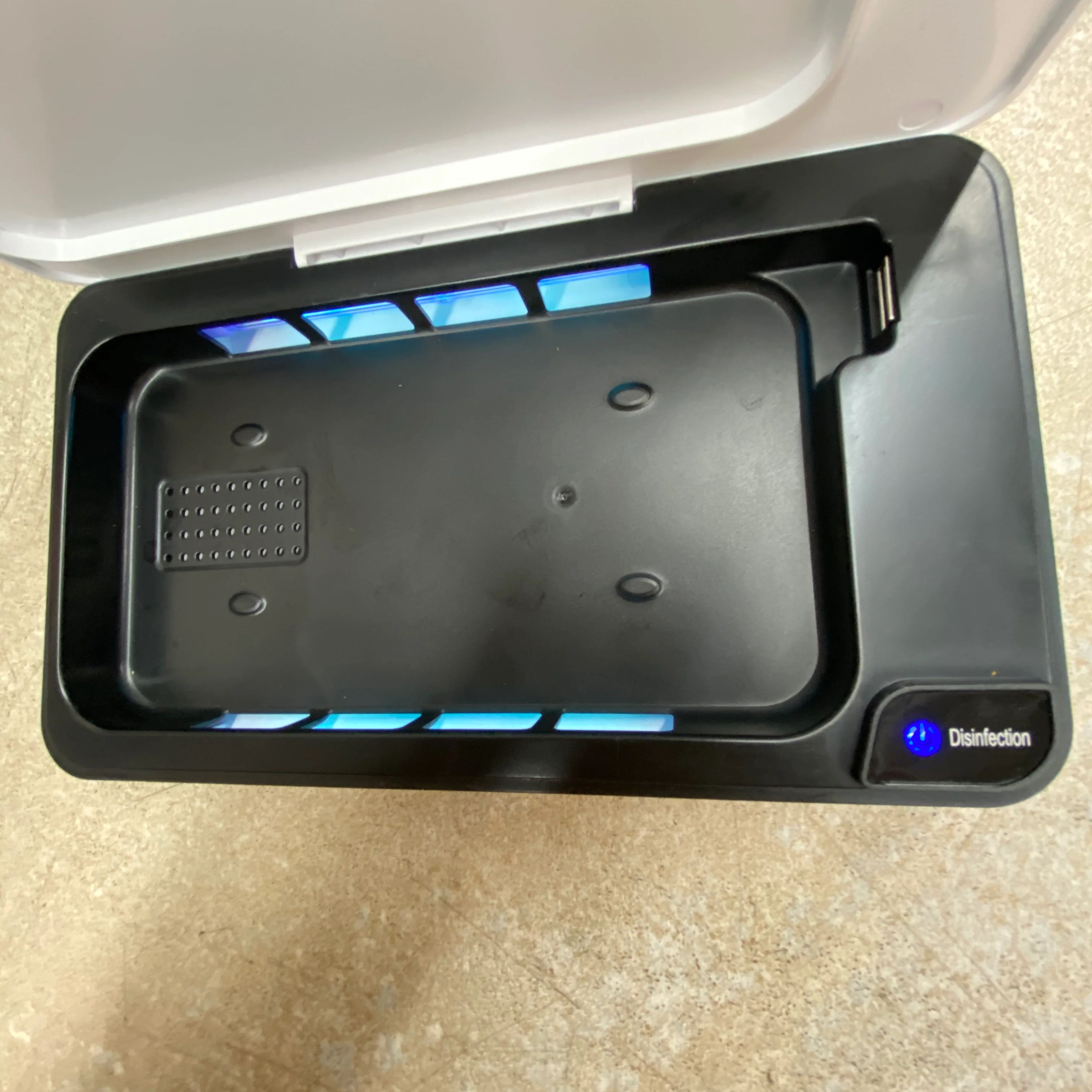 UV Sanitizing Smartphone Bath with Wireless Charging - Image 6