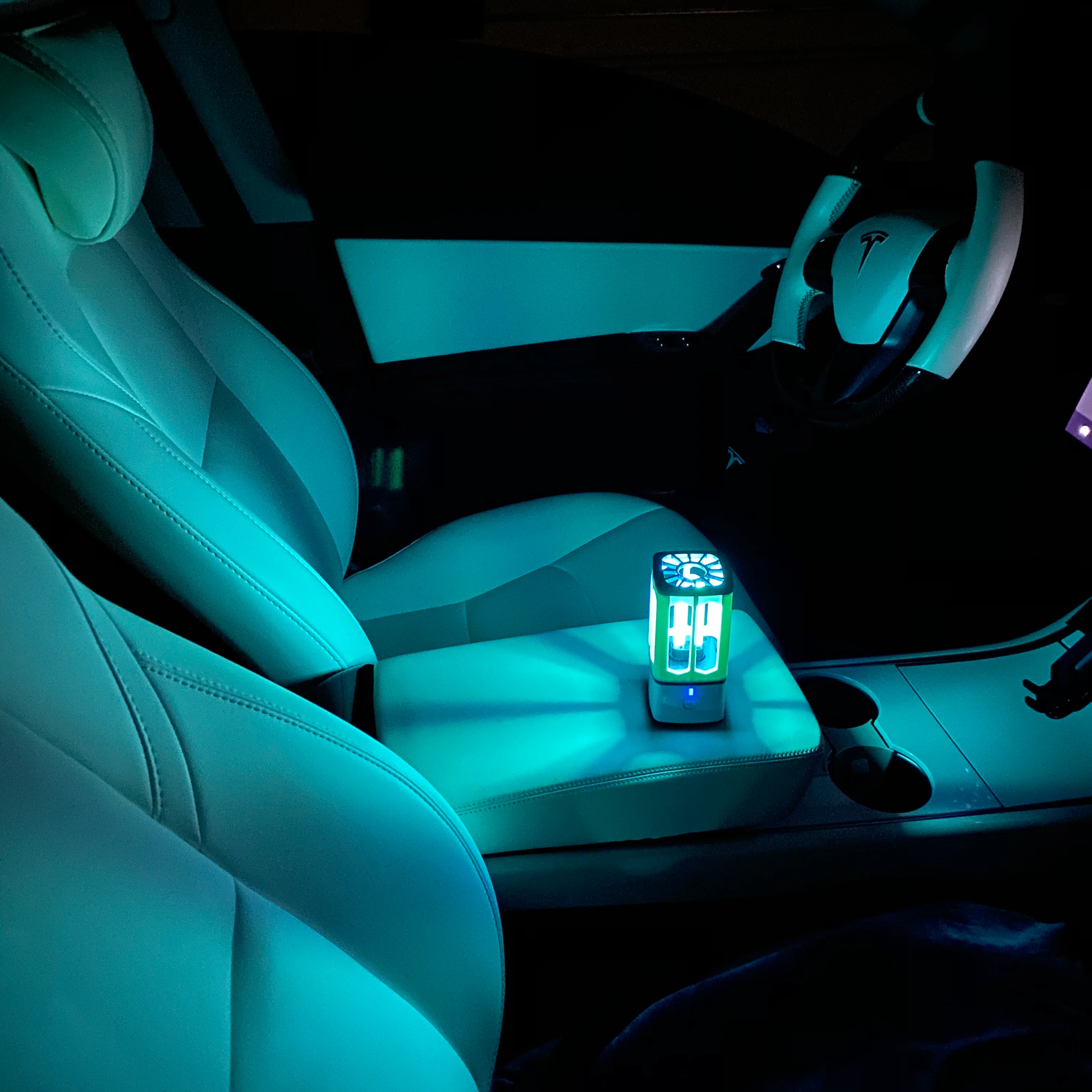 UV Sanitizing Rechargeable Lamp - Image 5