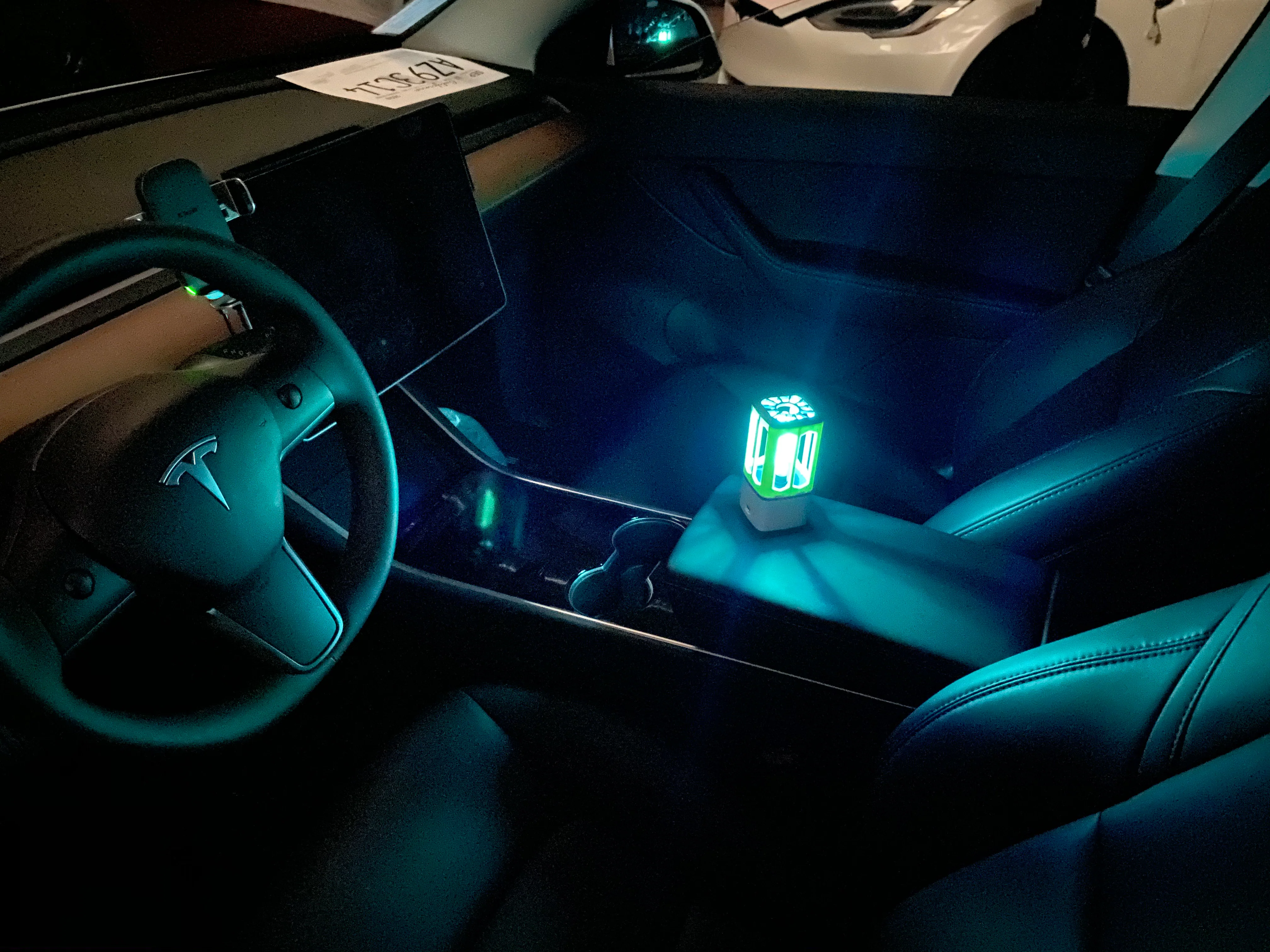 UV Sanitizing Rechargeable Lamp - Image 9